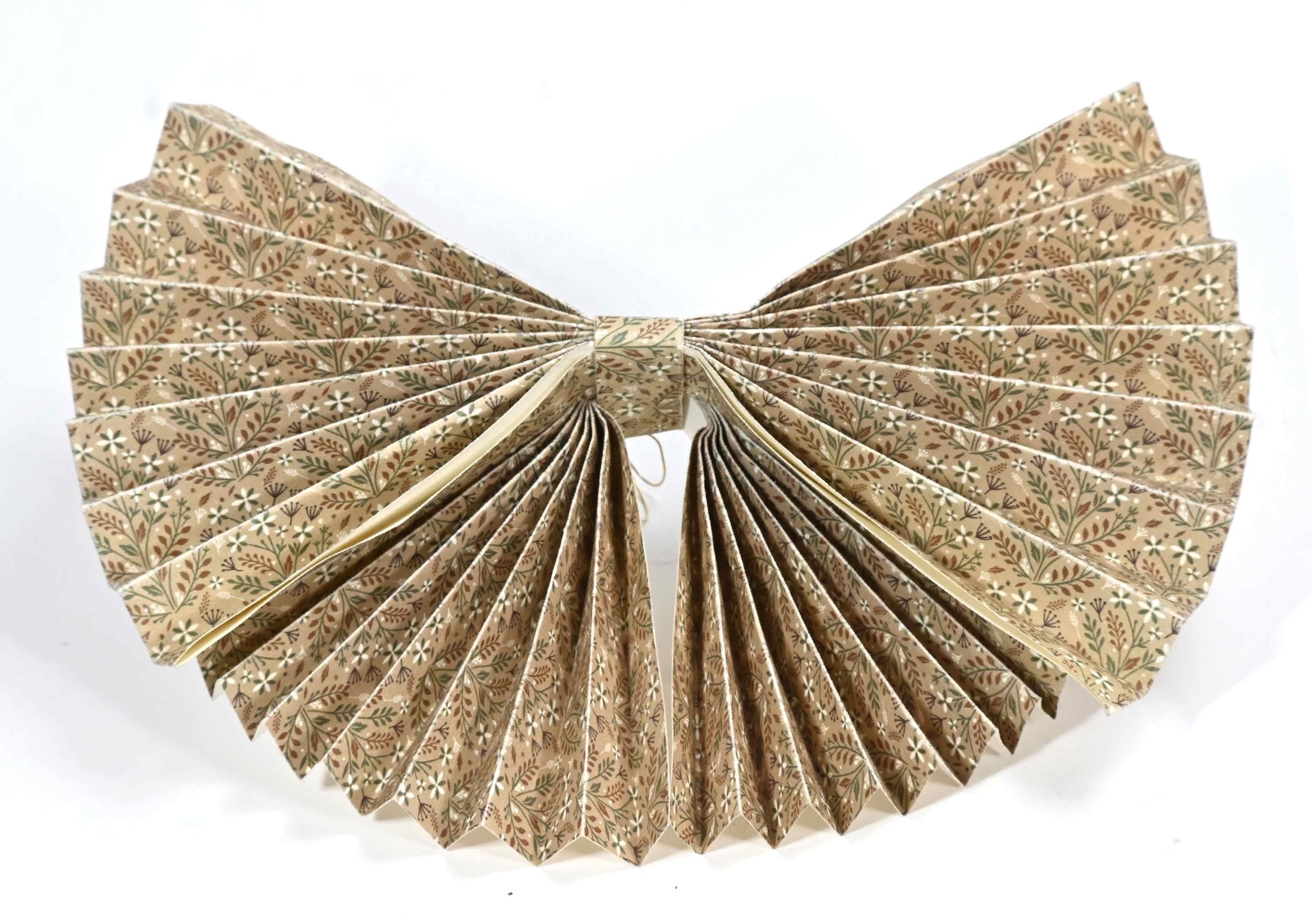 Printed Paper Bow In A Box - Medium Multi Gift