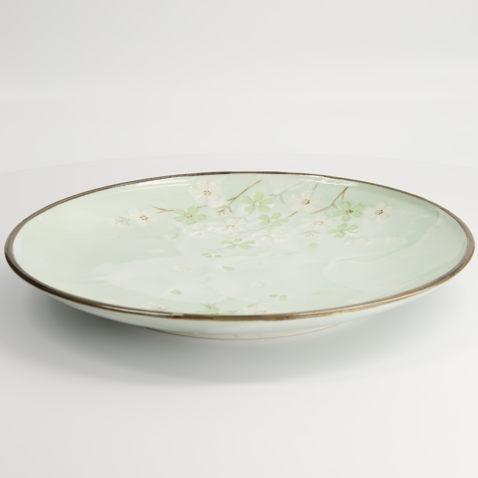 Green Cosmos Plate 28.5x3.5cm Q211/gc 3/18 Gift