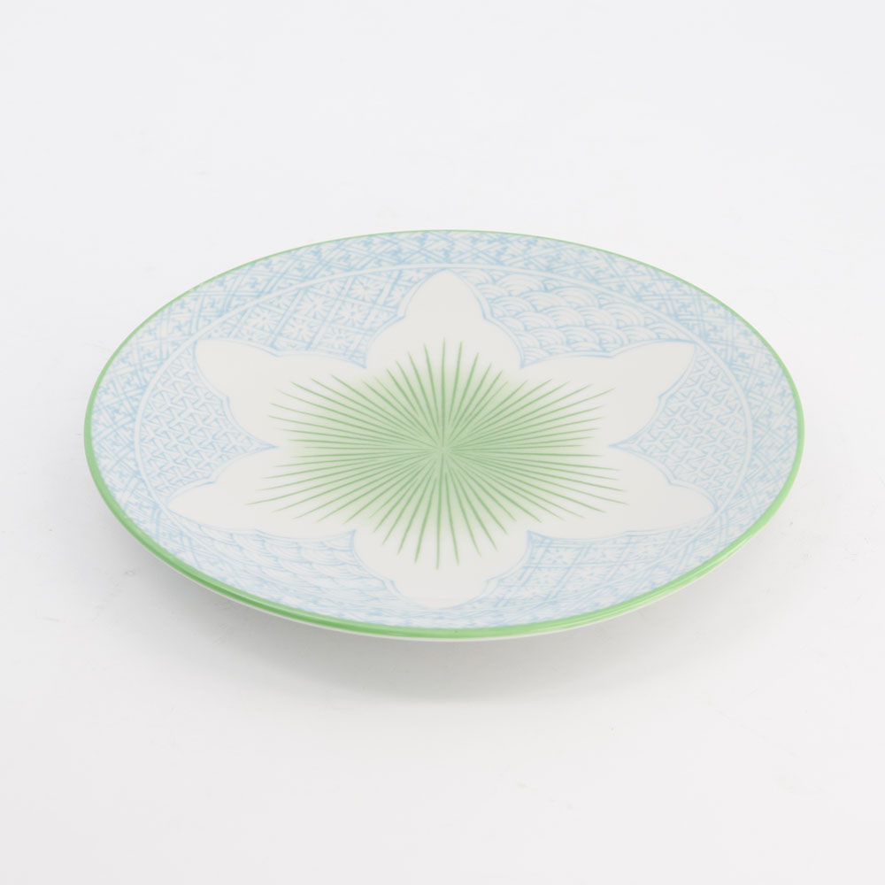 Lily Flower Plate 26x2cm Light Blue 21158 6/36 Gift