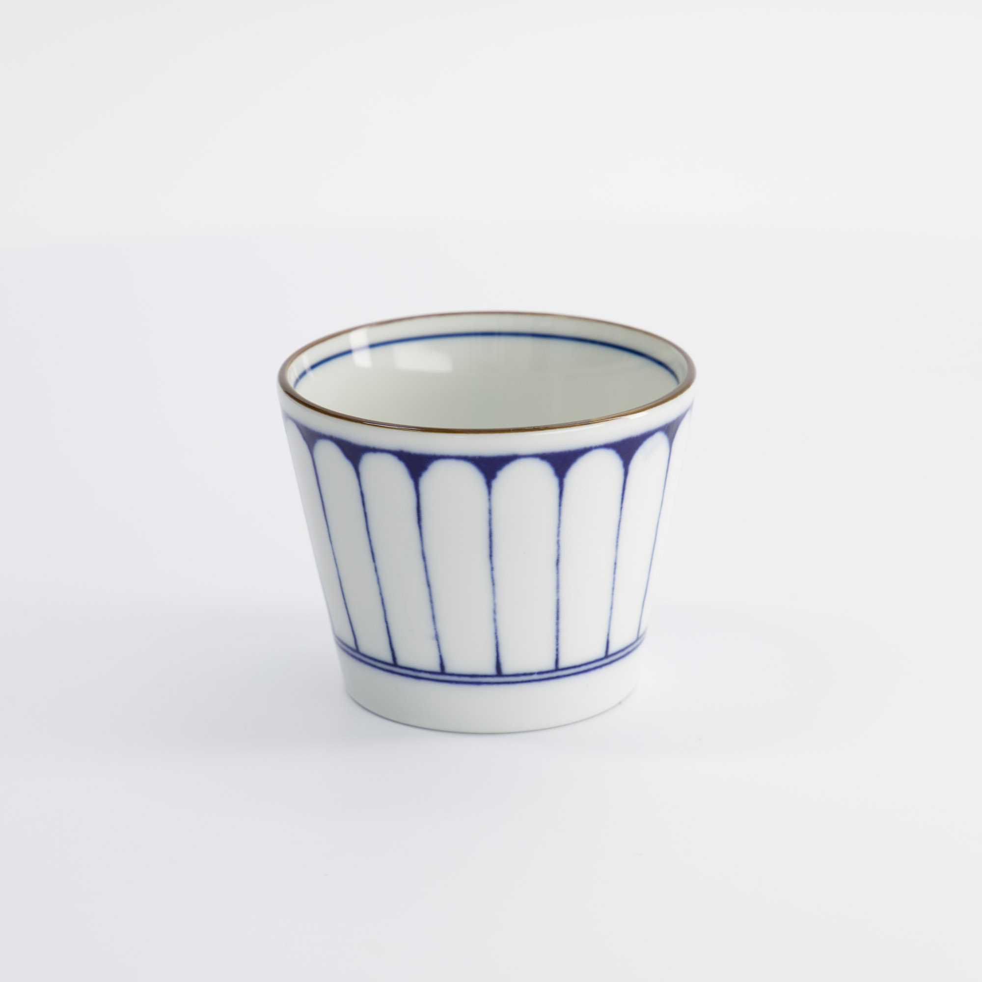 Tea Cup Straight Blue And White Japan Kikuwari 8.3x6.5cm 180ml Yw-9984/c 17839 6/144 Gift