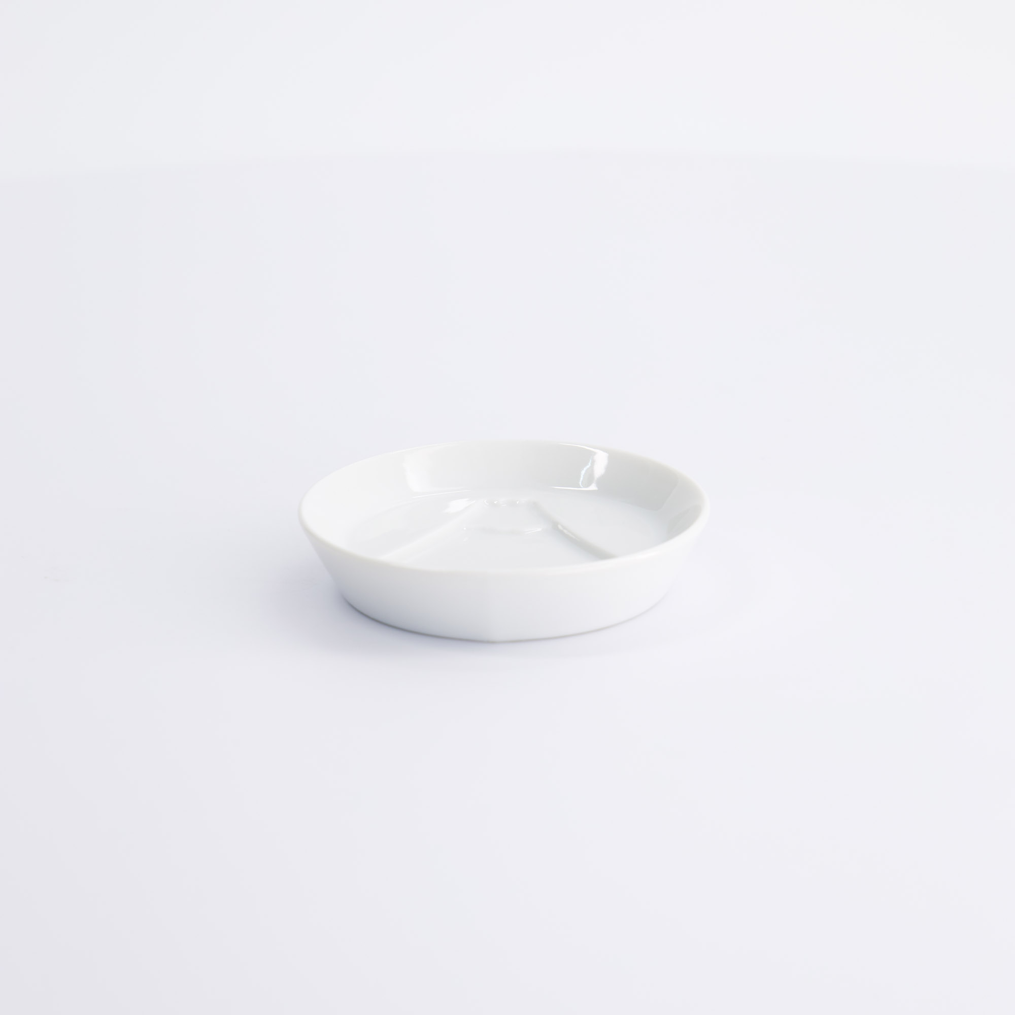 Soy Sauce Dish 8.2cm Embossed Fuji Yw-8058/e 12/288 Gift