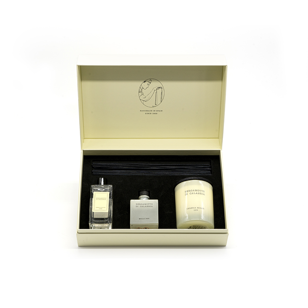 Luxury Gift Set For 3 Articles Candle Spray Diff Gift